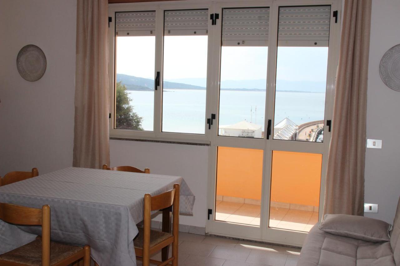 Borgo Spiaggia Vista Mare Isola Rossa Exterior foto