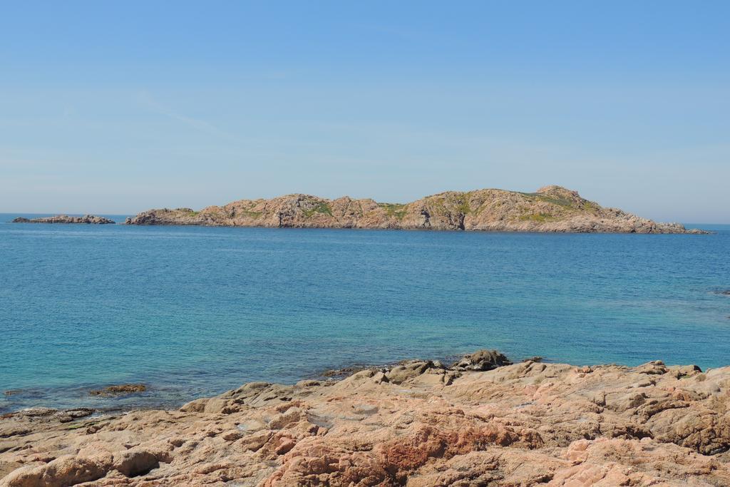 Borgo Spiaggia Vista Mare Isola Rossa Exterior foto